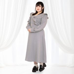 フリル千鳥格子長袖ロングワンピース（大きいサイズ）