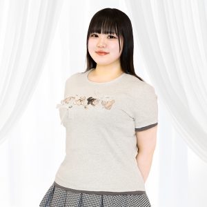 大きいサイズ ねこさんの女児風Tシャツ（3L/4L/5L）/Taberunosky（タベルノスキー）商品写真 正面からの白背景画像